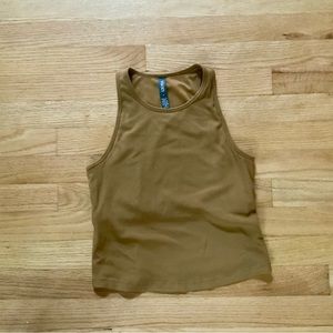 Vuori Mudra Plyo Tank Dark Golden Heather